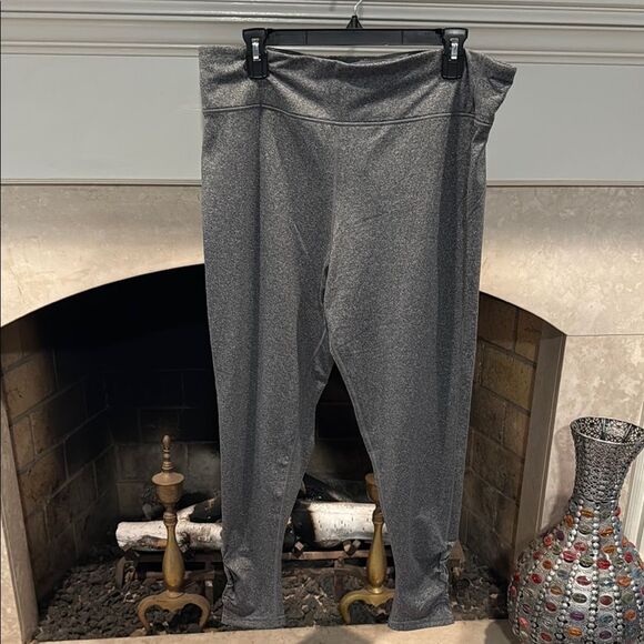 Crane Gray Women's Ankle Pants size XL or 16/18 - Picture 1 of 9